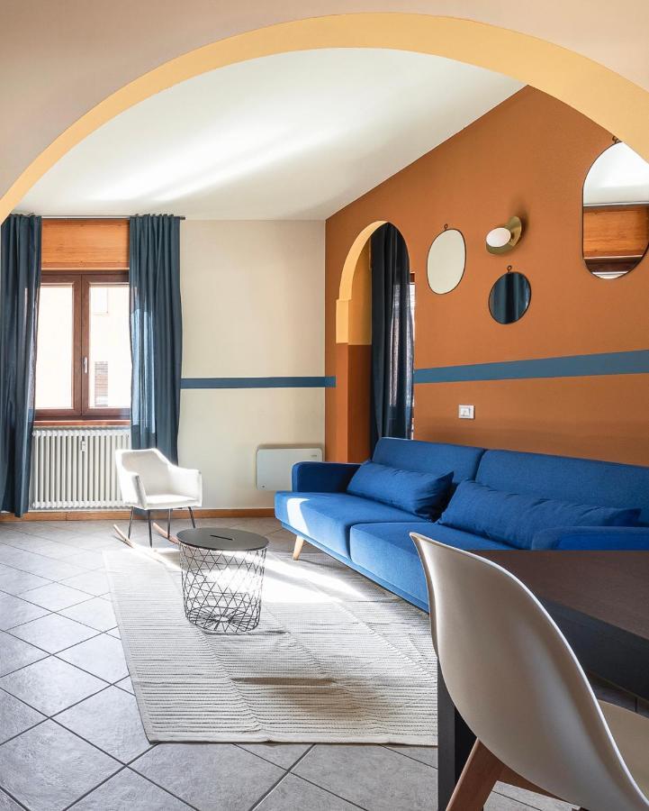 Ferienwohnung Loft Tirano 3Min Walk To Berninaexpress Exterior foto